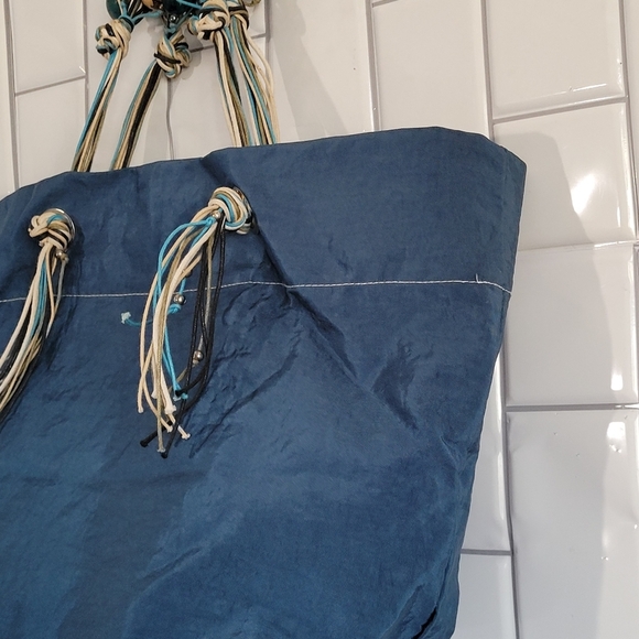 KOALA  Medium Size Nylon/Canvas? Tote Snap Closure Lightweight String/Be… - Picture 4 of 8